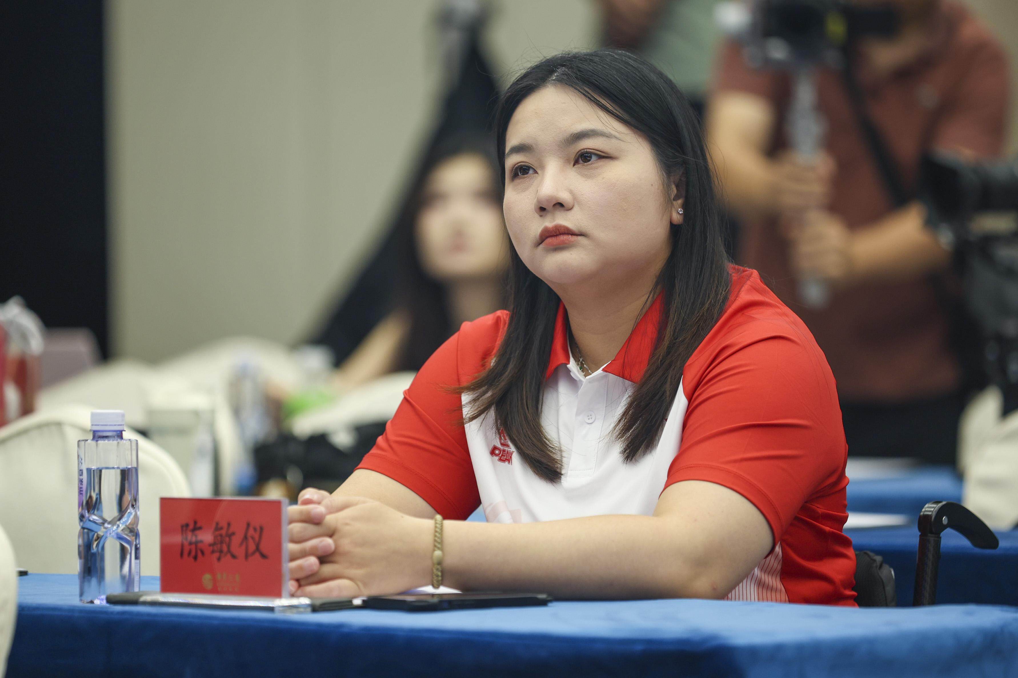 貌和体育精, 却从未向命 貌和体育精, 却从未向命