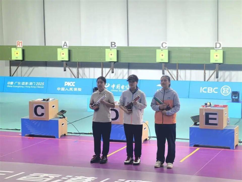 但中心靶更, 十五运